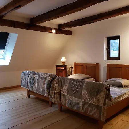 Au Petit Ruisseau-etage Et Combles-maison Alsacienne 4 Personnes 4 Nuitees Minimum Langensoultzbach