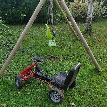 Au Petit Ruisseau-etage Et Combles-maison Alsacienne 4 Personnes 4 Nuitees Minimum *