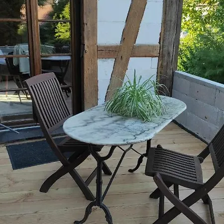 Au Petit Ruisseau-etage Et Combles-maison Alsacienne 4 Personnes 3 Nuitées Minimum *