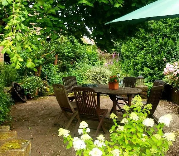 Au Petit Ruisseau-etage Et Combles-maison Alsacienne 4 Personnes 4 Nuitees Minimum 펜션 *