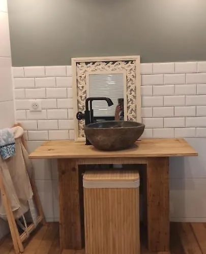 Au Petit Ruisseau-etage Et Combles-maison Alsacienne 4 Personnes 4 Nuitees Minimum *