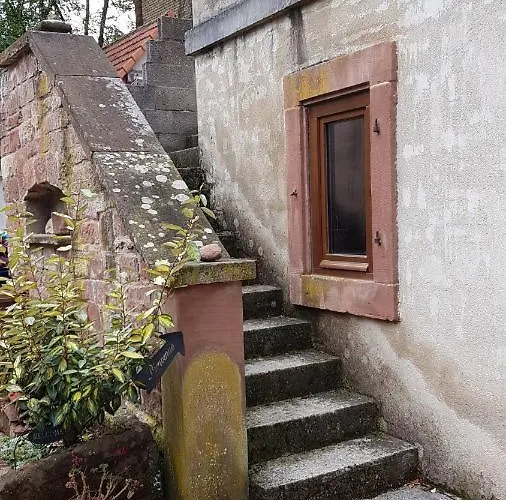 Au Petit Ruisseau-etage Et Combles-maison Alsacienne 4 Personnes 4 Nuitees Minimum